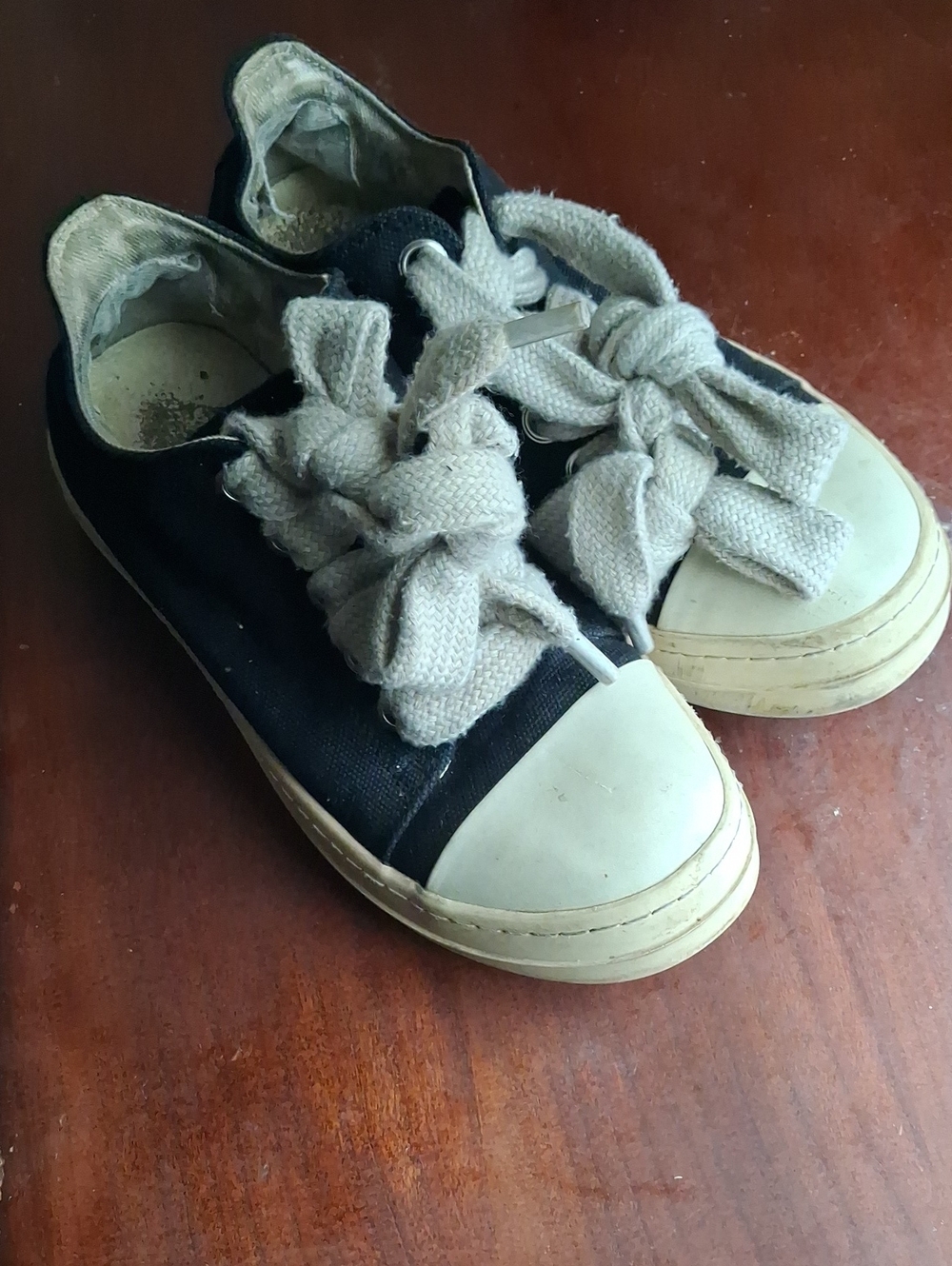 Women’s Black Canvas Low-Top Sneakers with Cream Accents